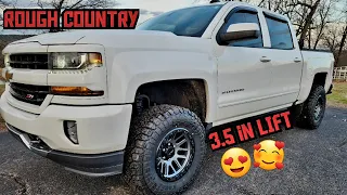 Rough Country 3.5 Inch Knuckle Lift On 2018 Chevy Silverado 1500