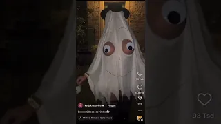 Wildes Halloween Kostüm von Katja Krasavice