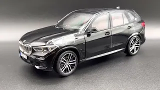 BMW X5 1:18 NOREV