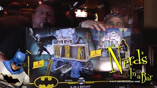 Review SHOTS! Unboxing: Spin Master - DC Comics Batman 3-in-1 Batcave Playset