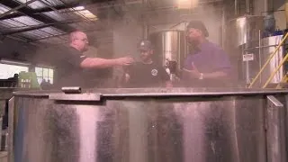 Short Pour - Old Time Brewing | Beer Geeks - Ora TV