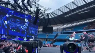 TOM MORELLO & MATT BELLAMY PLAY TOGETHER - Break it to me - MUS- Etihad Stadium 2019