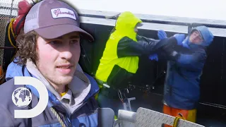 Crew Members Fight After Catching Only Three Crabs | Deadliest Catch