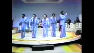 The Spinners - How Could I Let You Get Away - Live 1976