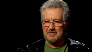 Tobe Hooper, ‘Texas Chain Saw Massacre’ and ‘Poltergeist’ Director, Dies at 74