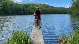 ВЕЛОПОДОРОЖ НА ШЕЛЕХІВСЬКЕ ОЗЕРО 🚵‍♂️ Спонтанна катка, гарне місце для відпочинку і купа вражень! 😊