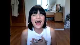 Jessie J Sings Mamma Knows Best