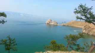 Дракон на скале Шаманка озера Байкал. Dragon on the Shamanka rock of Lake Baikal.