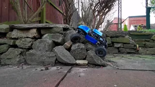 Axial capra vs trx-4 sport Brushed vs Brushless... Hobbywing