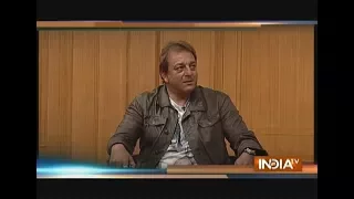 When father Sunil Dutt caught Sanjay Dutt smoking