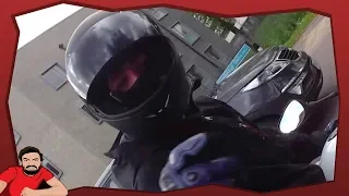 Moped Thieves armed and ready - South Kensington 2018