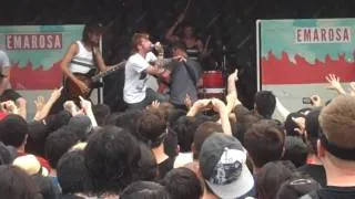 Emarosa - The past should stay dead  live @ Vans Warped Tour 2010 HD & Jonny craig speaks