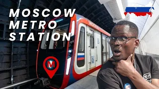 AN AFRICAN (BLACKMAN)  RIDING MOSCOW (SUBWAY) METRO STATION/ RUSSIAN SUBWAY /HOW TO USE MOSCOW METRO
