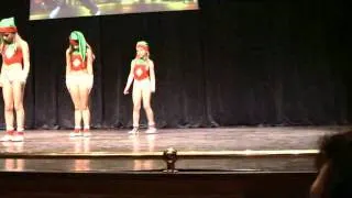 Lili december 16 A Művészetek Házában a T-Dance fellépésen.flv