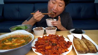Stir-fried spicy pork, Kimchi stew made by Heungsam - Mukbang eating show