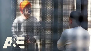 Behind Bars: Rookie Year: Prison Yard Chat (Season 1, Episode 4) - Bonus Scene | A&E