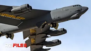 Meet How US B-52 Bomber fly over Mediterranean Sea