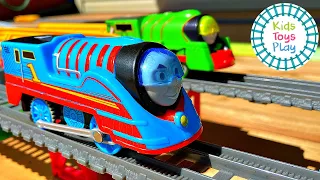 Thomas and Friends TURBO SPEED Trackmaster Races!