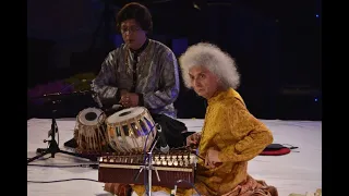 Pt Shiv Kumar Sharma accompanied by Pt Anindo Chatterjee (Tabla) at Doverlane Music Conference 2017