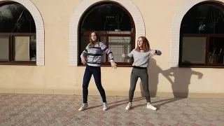 Девчонки классно танцуют