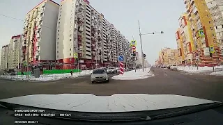 Дибилоид на встречке. Тюмень.