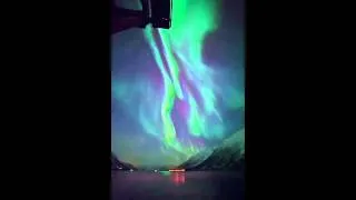 Aurora Time lapse from Kattfjorden on Vimeo