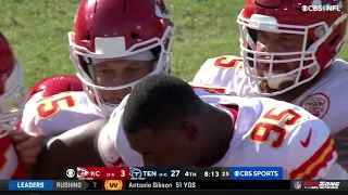 Patrick Mahomes takes SCARY hit vs. Titans