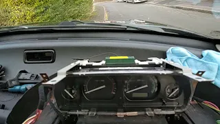 Freelander 1 Dash clocks removal and repair