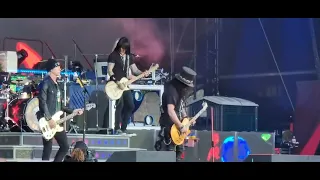 Guns N Roses - 'Sweet Child O' Mine' clip (Dublin, June 2022)