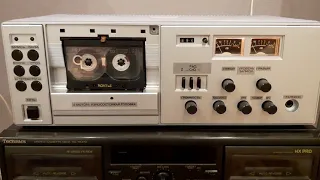 Магнитофон кассетный Вильма М-212 С (Vilma M-212S) и Лорта 150АС-007. "Michael Jackson - Earth Song"