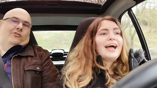 Première leçon de conduite sur Smart ED pour Alison par Éléctron libre