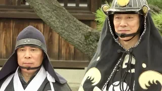 堤真一と岡村隆史『決算！忠臣蔵』W主演の2人が聖地・泉岳寺でヒット祈願