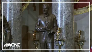 Statue of Rev. Billy Graham now stands inside U.S. Capitol