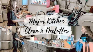 KITCHEN DISASTER CLEAN WITH ME | KITCHEN DECLUTTER & CLEAN WITH ME SPRING 2020