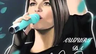 Laura Pausini & i fan cantano tanti auguri a te