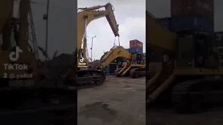 excavator line komatsu pc 800