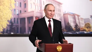 Владимир Путин ответил на вопросы представителей СМИ по итогам визита в Китай. 17 мая 2024 года