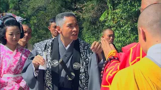 高僧圓寂日本浪人卻在寺院門口吃喝玩樂，差點引起眾怒