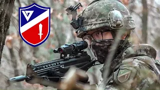 ROK Army 17th Infantry Division "Lightning" | Full Documentary [ENG SUB]