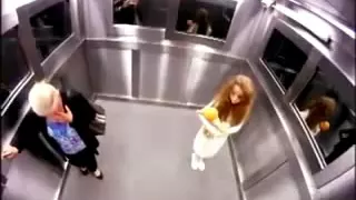 Призрак на лифте))) жесть прикол посмотреть всем офигенный видео