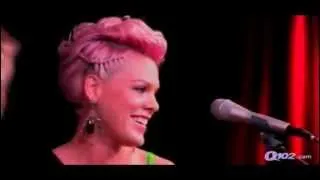 P!nk - Perfect (Live for Q102)