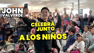 John Valverde FESTEJA a los niños por su DÍA