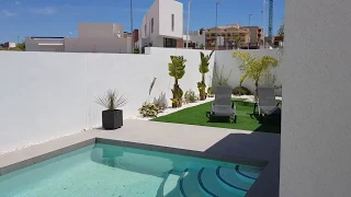 A vendre villa de plein pied 3 chambres, piscine privée sur la Costa Blanca en Espagne