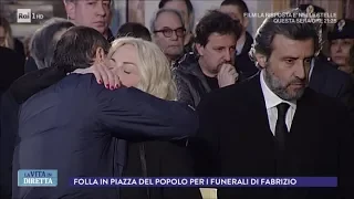 I funerali, l'ultimo saluto a Fabrizio Frizzi - La Vita in Diretta 28/03/2018