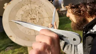 Revolution in Knife Throwing?