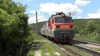 ВЛ80Т-1263 с грузовым поездом