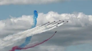 NY Airshow RAF Red Arrows 8-24-19 (4K)