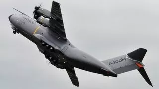 Unbelievable Airbus A400 vertical take off + Amazing Air Show Paris Air Show 2017 ( HD ) -2017