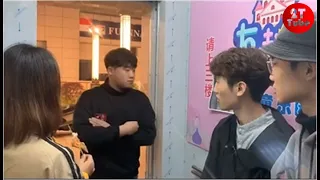 2T Asia Elevator Prank #18 (Eng Sub)