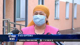 Продукты и защитные маски раздали оралманам и малоимущим семьям в Шымкенте